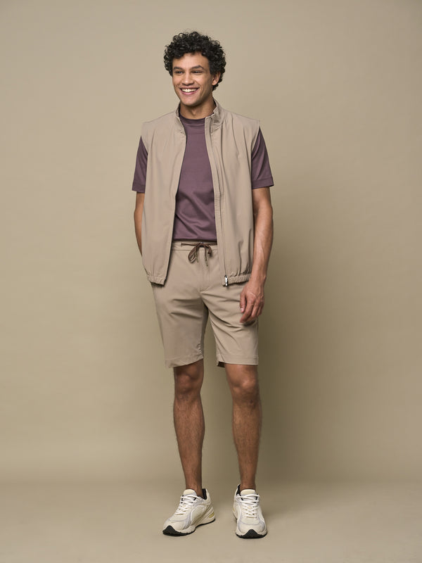 Tech Stretch Shorts | Hellbeige