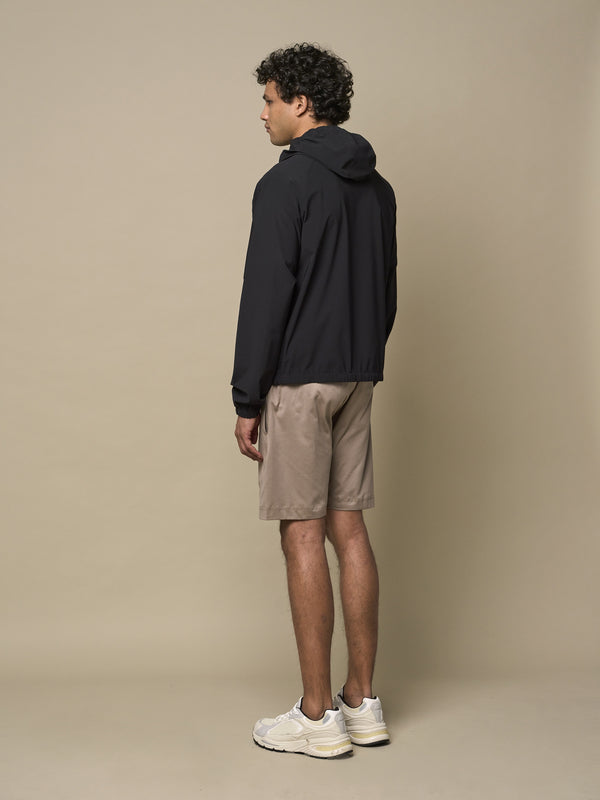 Giacca Tech Stretch con Cappuccio | Nero
