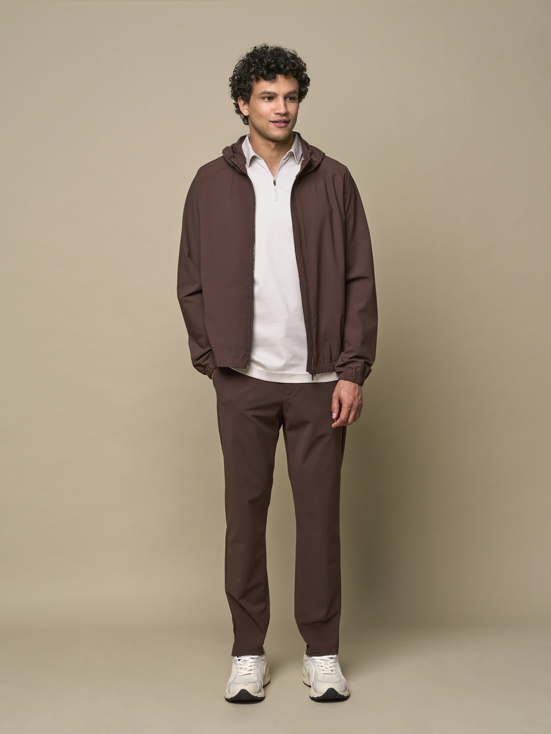 Giacca Tech Stretch con Cappuccio | Marrone Scuro
