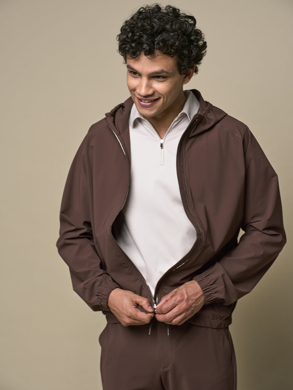Giacca Tech Stretch con Cappuccio | Marrone Scuro