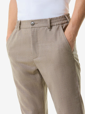 Flanell-Stretchhose mit schmal zulaufendem Bein | Hellbeige