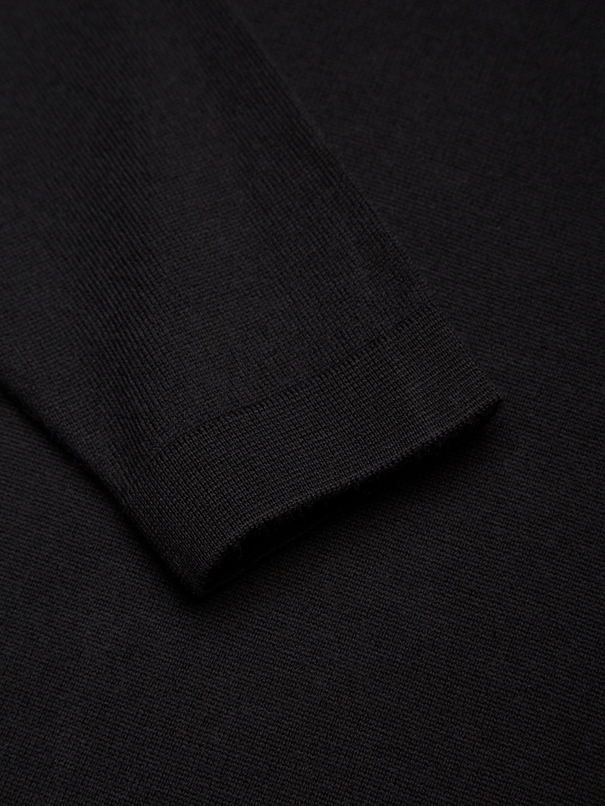 Cashwool Extrafine Merino Quarter Zip | Black