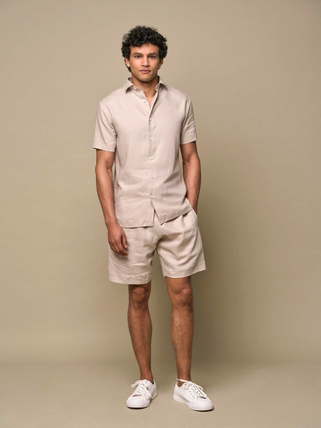 Linen Stretch Sport Shorts | Light Beige