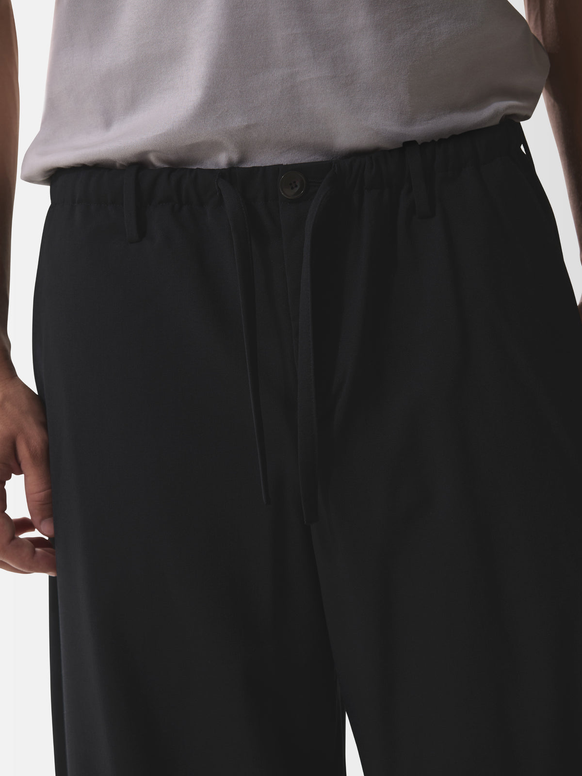 Wool Stretch Barrel Leg Trousers | Black