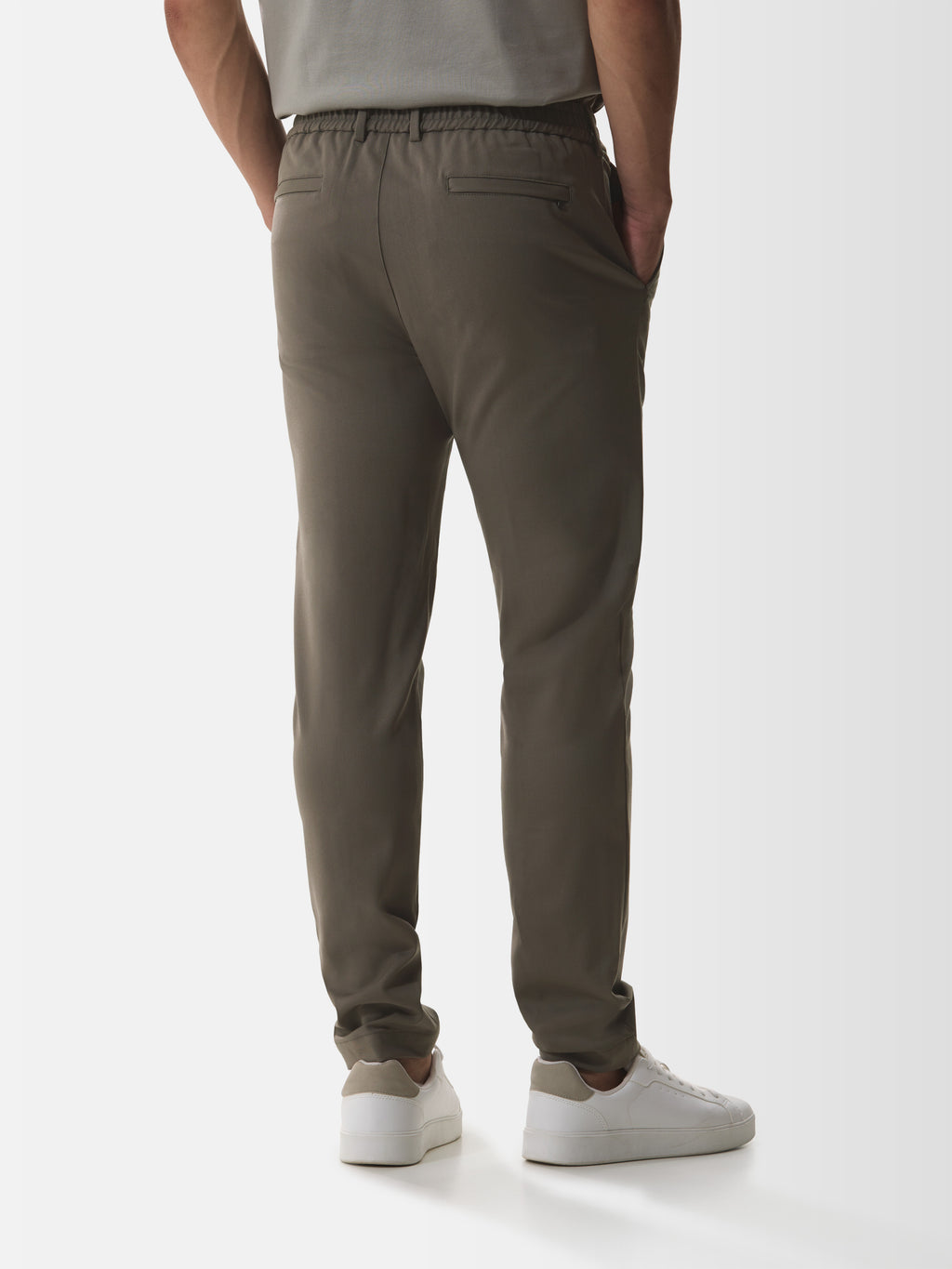 Wool Stretch Tapered Trousers | Taupe